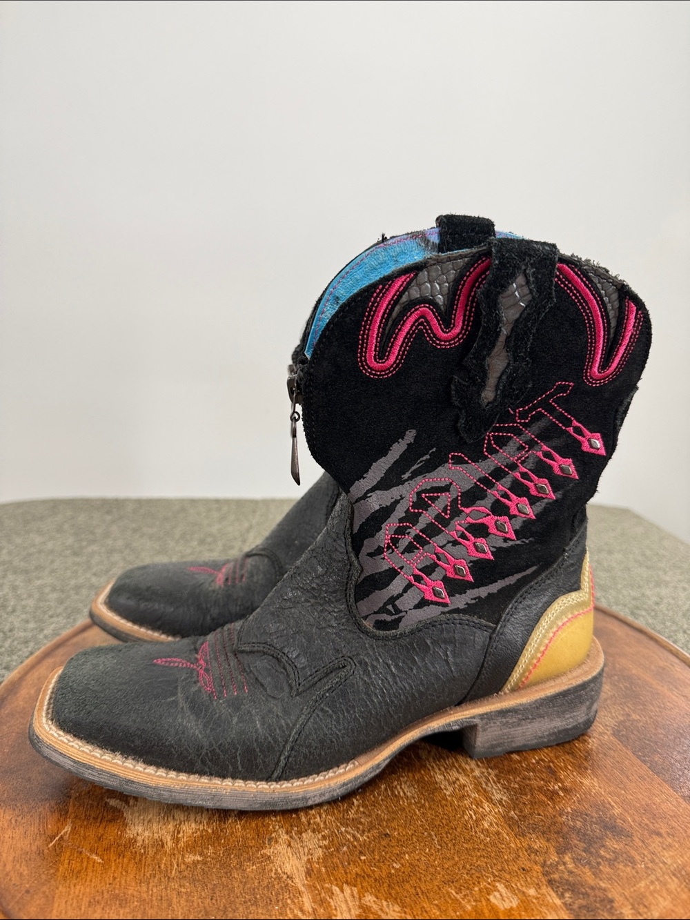 Ariat Boots Wm 8 Zipitbaby Black Western Ankle Boots Pink Blue Cowboy Square Toe